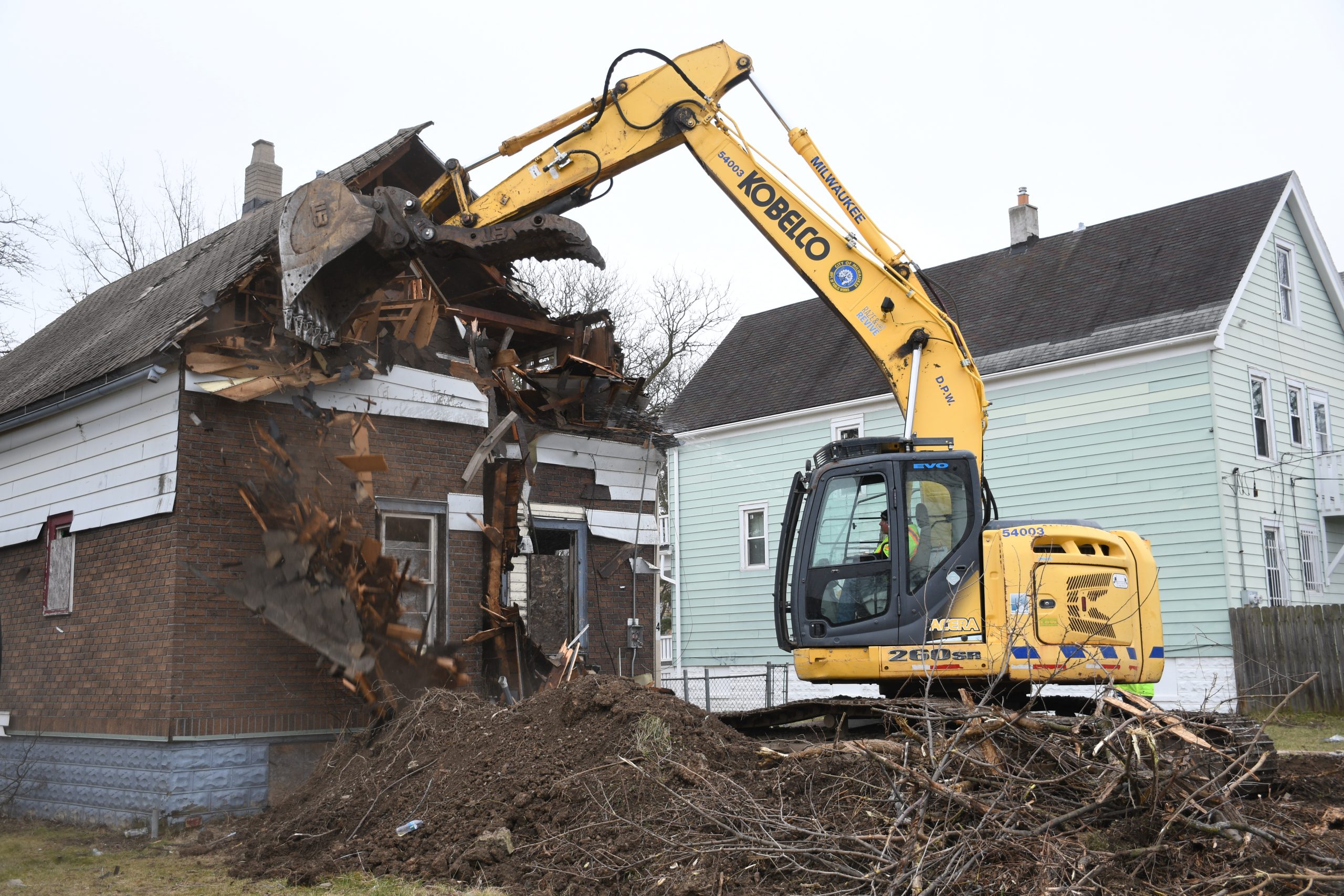 Developer Demolishes Neighbours' Houses